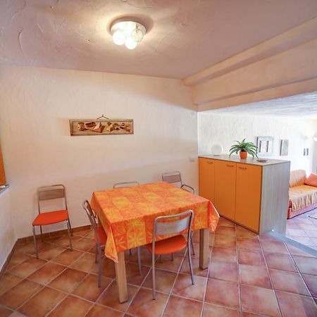 Delia Apartments San Teodoro  Kültér fotó